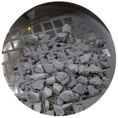 Description of the equipment shown in the image